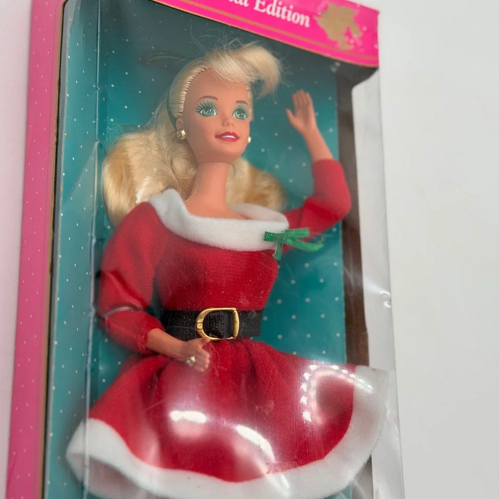 Mattel Holiday Hostess Barbie Special Edition 1992 Red Velvet Dress 10280 NIB